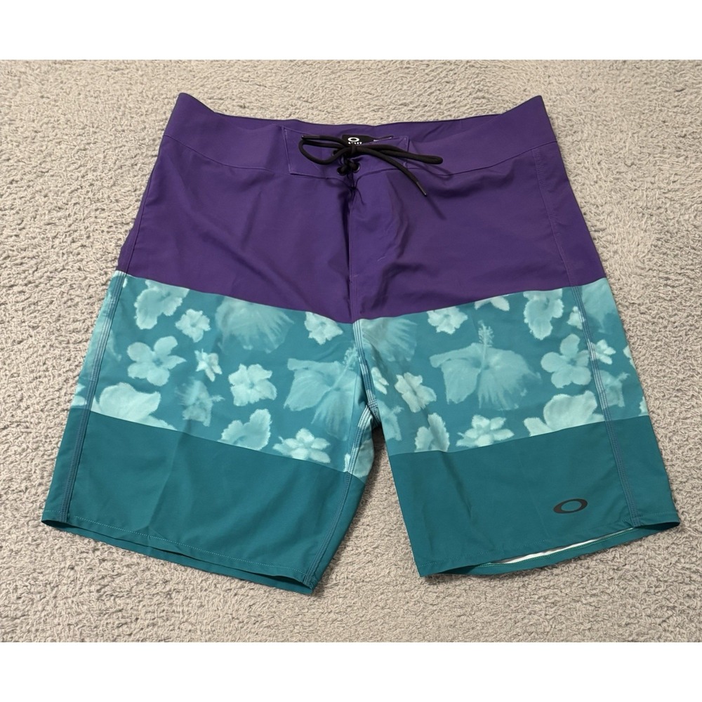 Oakley Board Shorts Men's Size 36 Performance Fit Beach Surf Swim‎